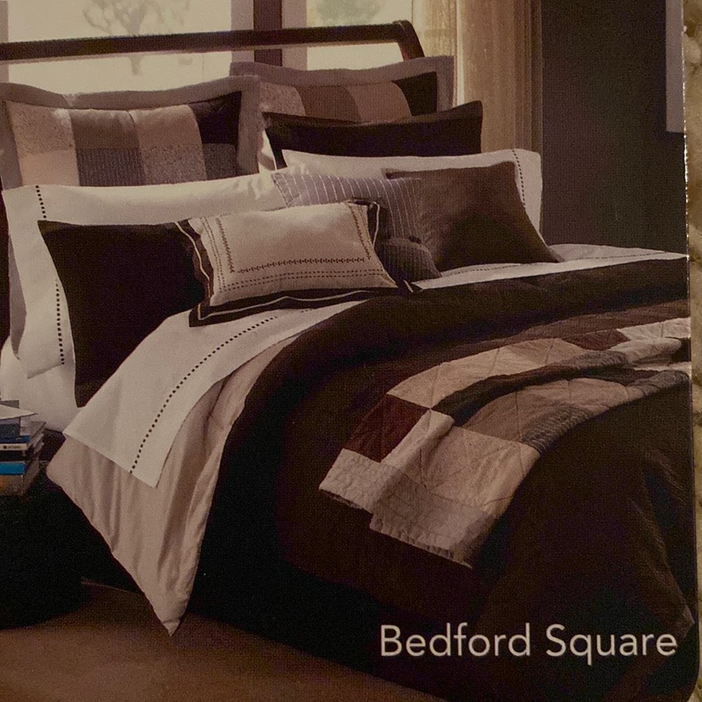 TY PENNINGTON Queen Bedskirt. Bedford Square. Brown.